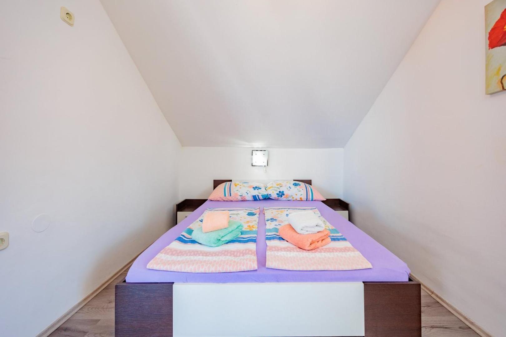 Crowonder Lucky Holiday House With Pool And Patio 30 Meters From The Beach Zadar Exterior photo
