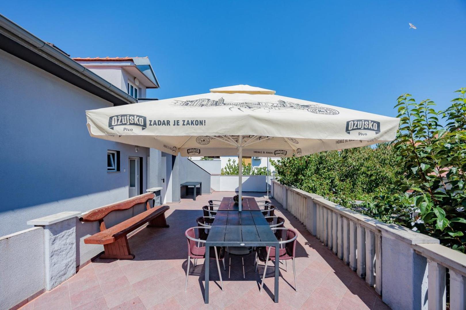 Crowonder Lucky Holiday House With Pool And Patio 30 Meters From The Beach Zadar Exterior photo